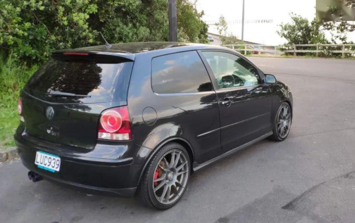 The Benefits of Automatic Parking and Parking Aids