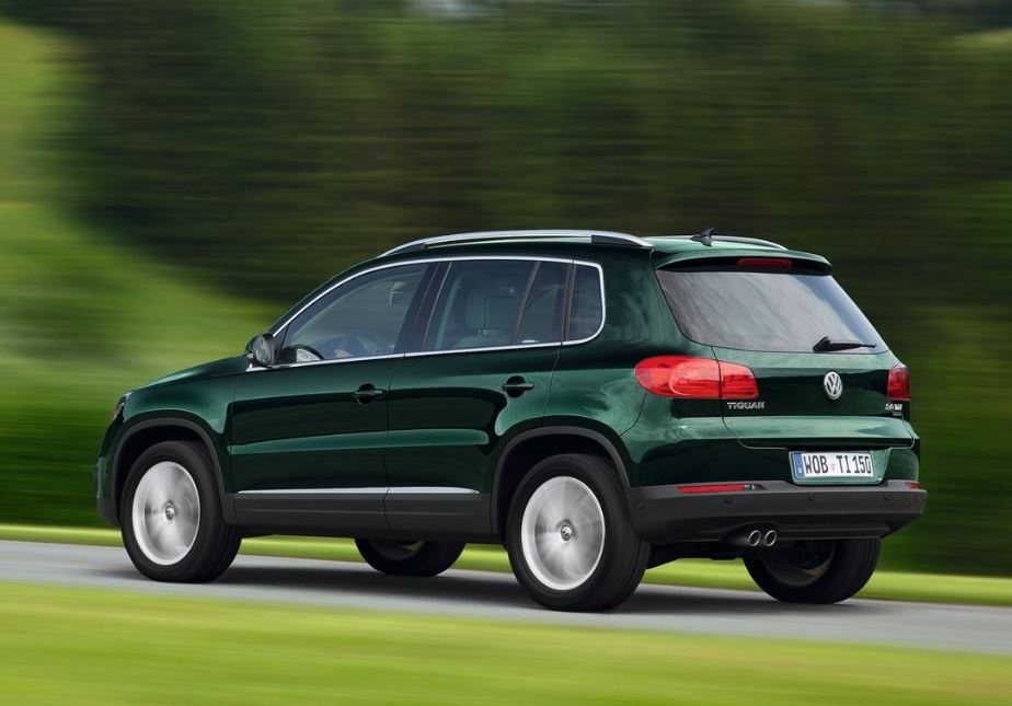 Why a Heads-Up Display is a Game-Changer for Your Tiguan