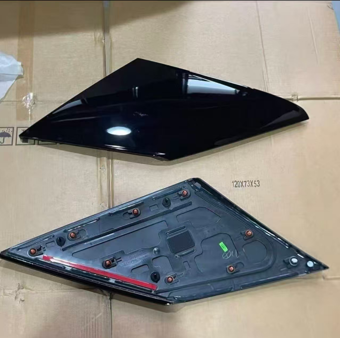Suitable for Audi Q2 rear window cover, C-pillar D-pillar triangular glass cover