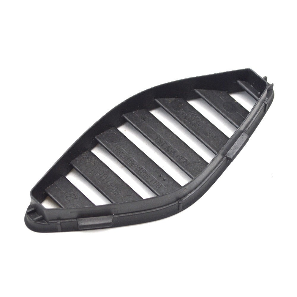 Suitable for Audi A3 dashboard air outlet small vent air nozzle on the right side 8V1819794/792