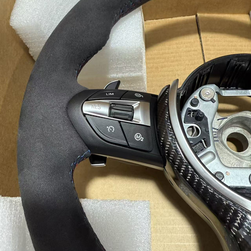 Suitable for BMW 5 Series thongs with full suede shiny carbon fiber button frame steering wheel