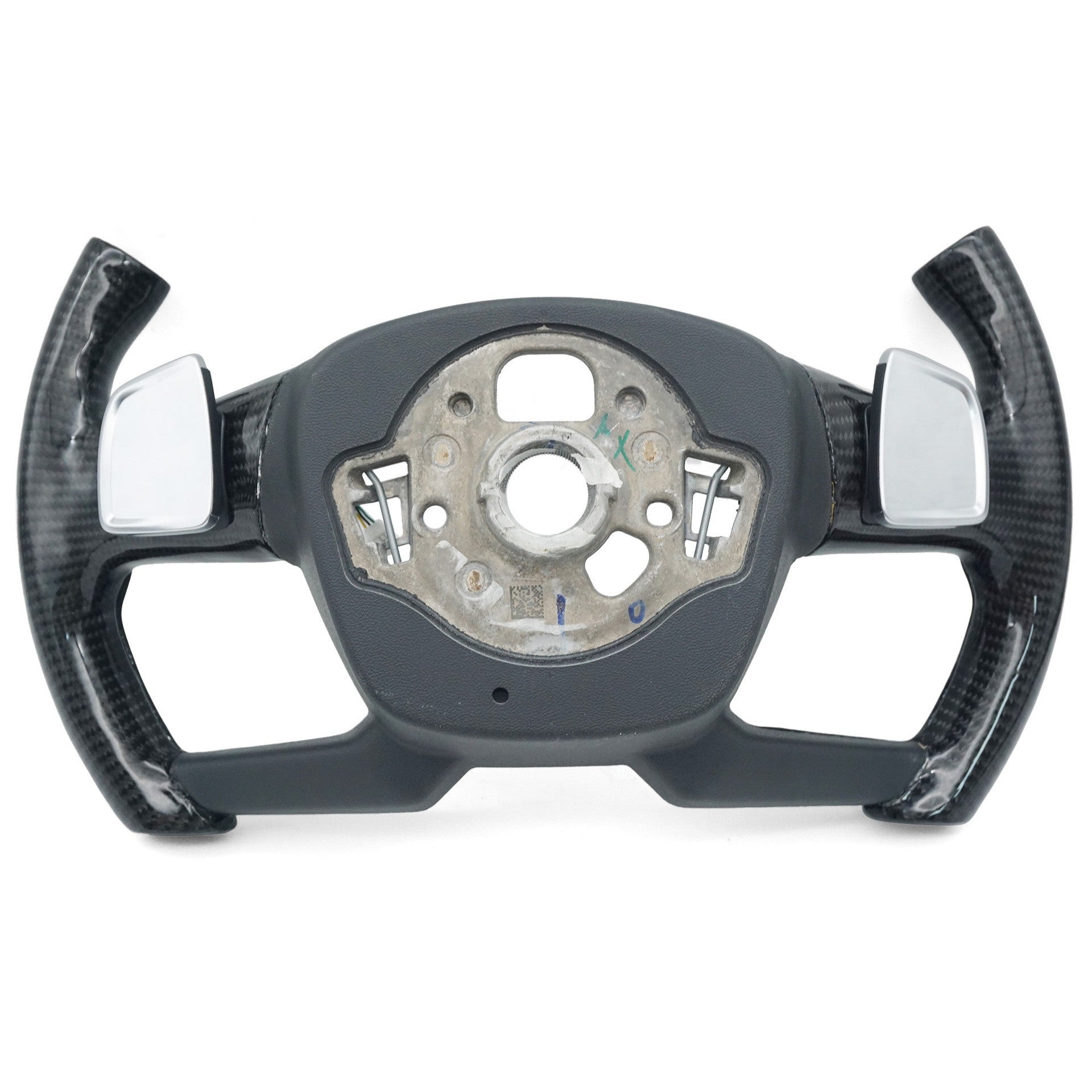 Suitable for Audi A8 four spoke carbon fiber steering wheel without buttons, paddles, or airbags
