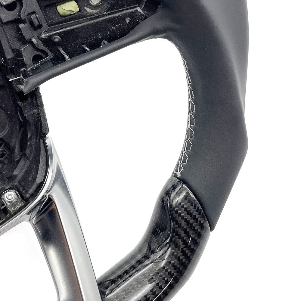 Suitable for Audi Q5 carbon fiber leather with white lines, no labels, no paddles, no buttons, steering wheel bottom