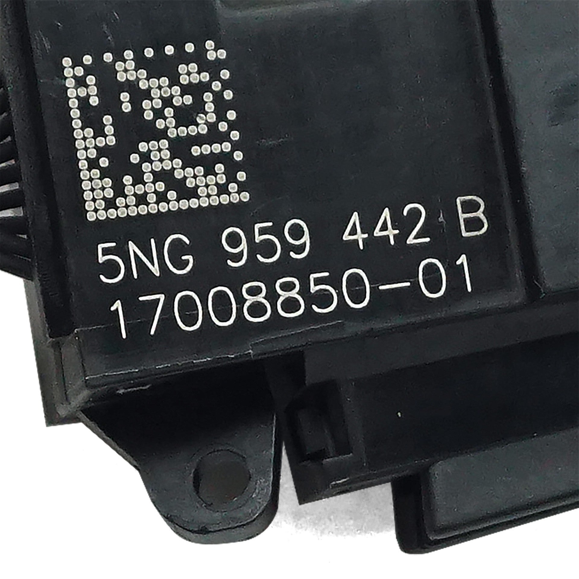 5NG 959 442 B 5NG959442B is suitable for the Tiguan MK2 multifunctional steering wheel ACC button