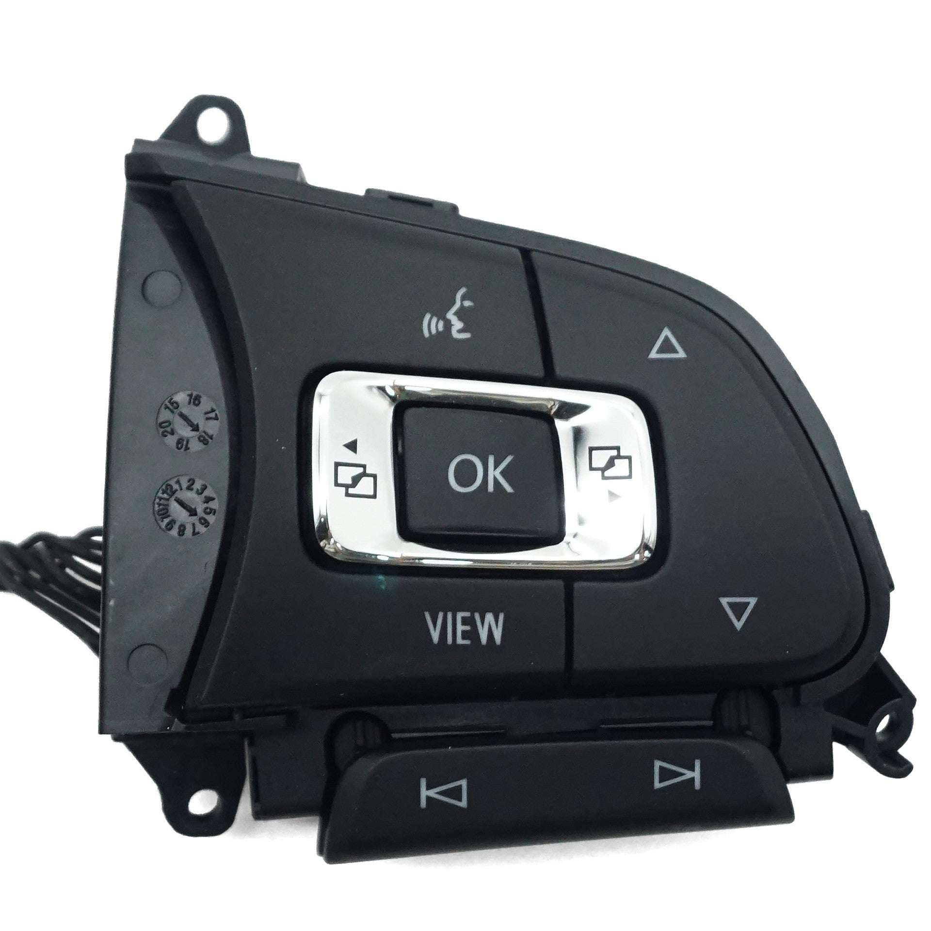 5NG 959 442 B 5NG959442B is suitable for the Tiguan MK2 multifunctional steering wheel ACC button