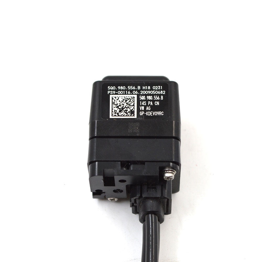 5Q0 980 556 B 5Q0980556B is suitable for Volkswagen, Audi, Skoda with track reversing camera