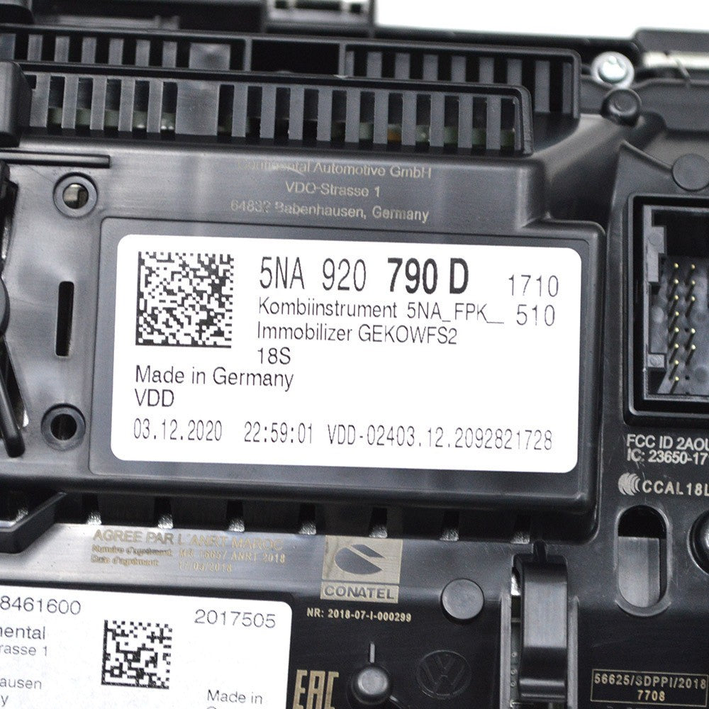 5NA 920790D is suitable for Tiguan mk2 Atlas LCD instrument with a long instrument frame