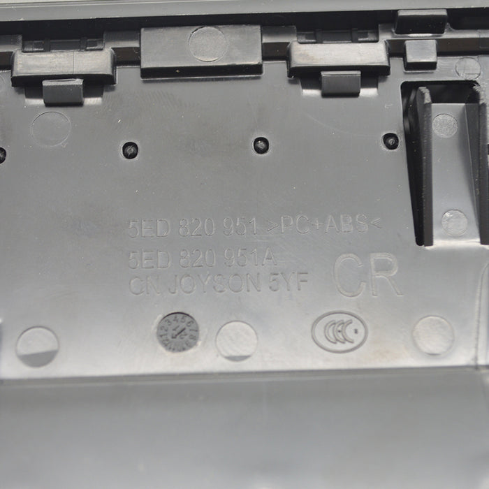 Suitable for MQB Skoda Octavia Central Air Vent 5ED 820951 A Single and Double Flash Button Body Central